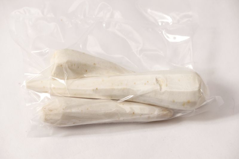 Geputztes, verzehrfertiges Gemüse - Weiße Rüben
